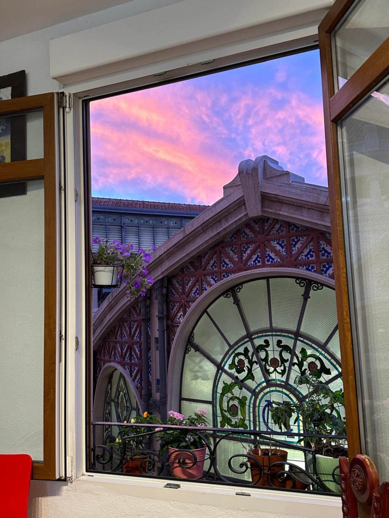 Mirador 1 Del Mercado Central - Habitacion Con Bano Privado En El Centro De La Ciudad Vella บาเลนเซีย ภายนอก รูปภาพ