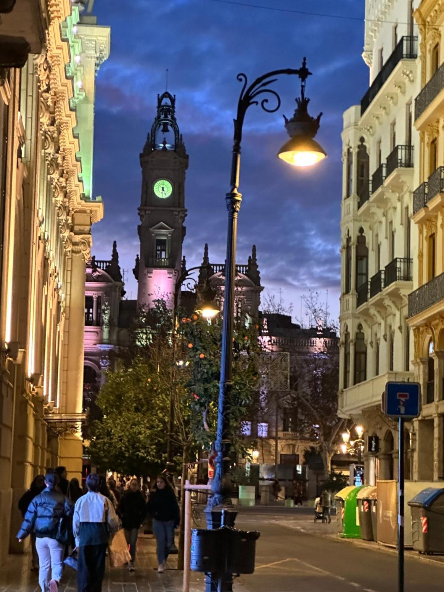 Mirador 1 Del Mercado Central - Habitacion Con Bano Privado En El Centro De La Ciudad Vella บาเลนเซีย ภายนอก รูปภาพ