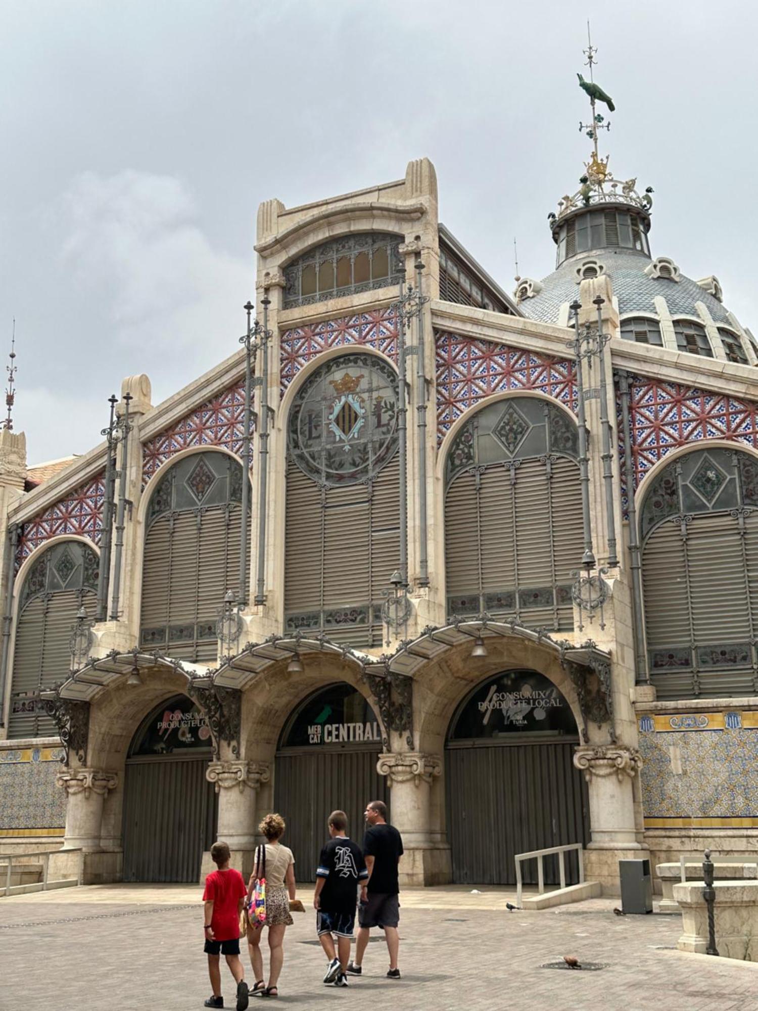 Mirador 1 Del Mercado Central - Habitacion Con Bano Privado En El Centro De La Ciudad Vella บาเลนเซีย ภายนอก รูปภาพ