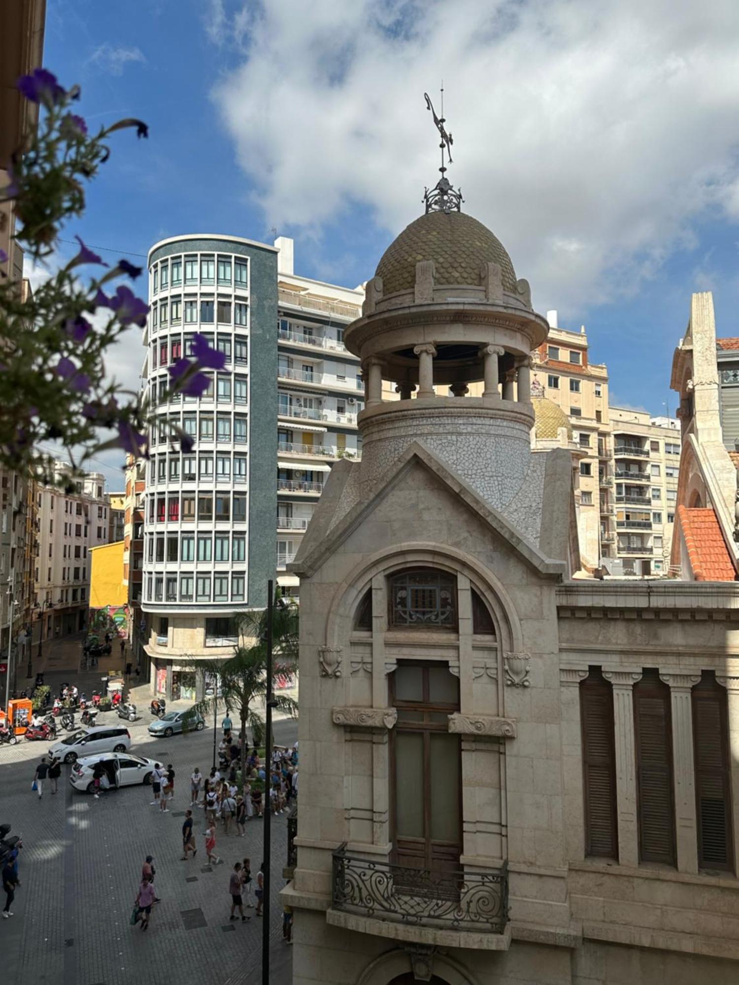 Mirador 1 Del Mercado Central - Habitacion Con Bano Privado En El Centro De La Ciudad Vella บาเลนเซีย ภายนอก รูปภาพ