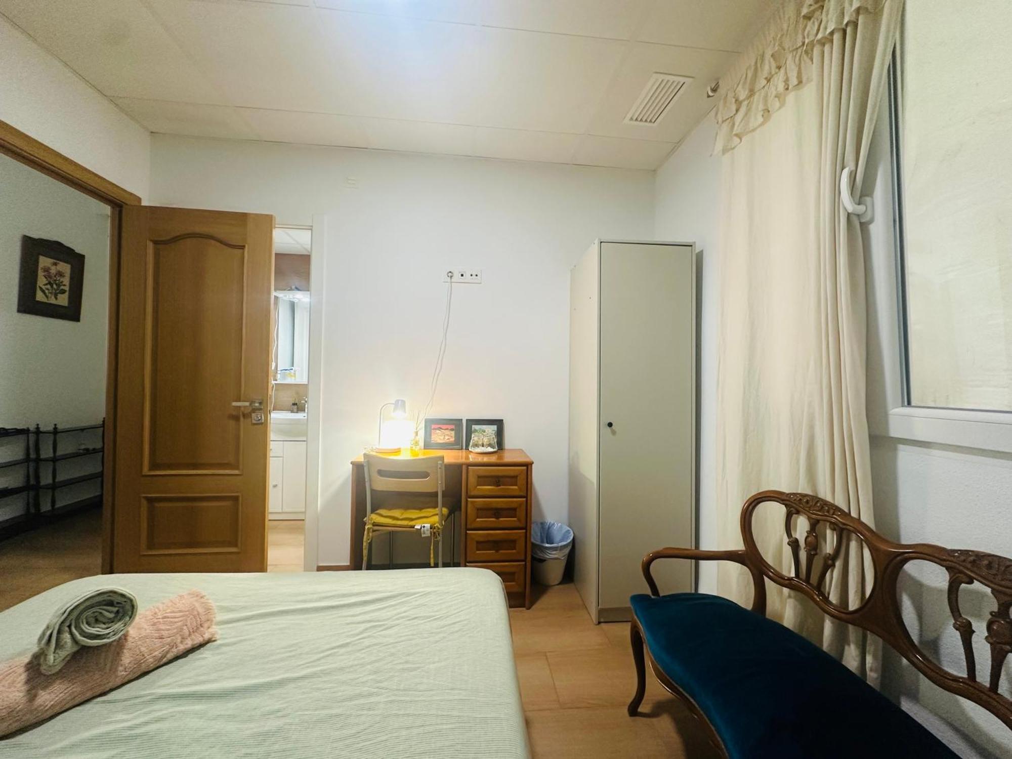 Mirador 1 Del Mercado Central - Habitacion Con Bano Privado En El Centro De La Ciudad Vella บาเลนเซีย ภายนอก รูปภาพ